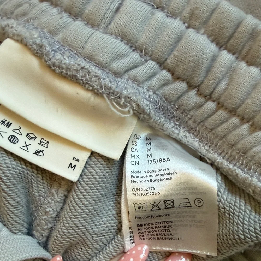 H&M Light Gray Kids Joggers - Picture 2 of 2